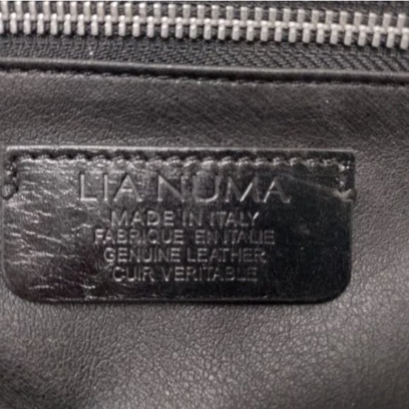 SOLD Lia Numa Made in Italy Leather Kiss Lock with Detachable Crossbody Strap - Picture 5 of 7